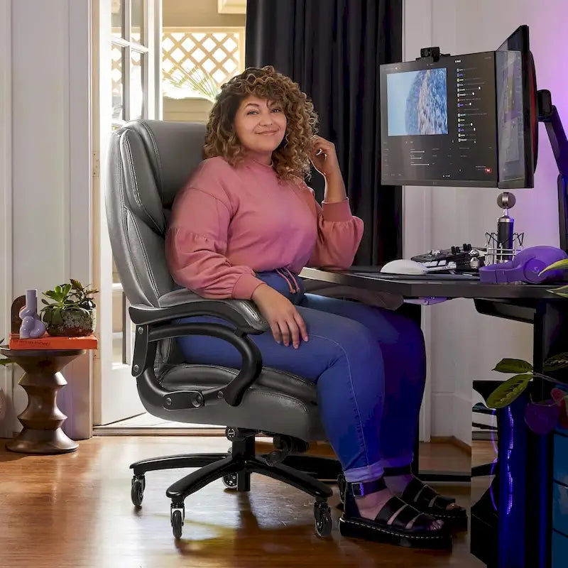Sedia da ufficio direzionale Big & Tall, 500 libbre, sedia ergonomica con supporto lombare regolabile, schienale alto in pelle PU per computer