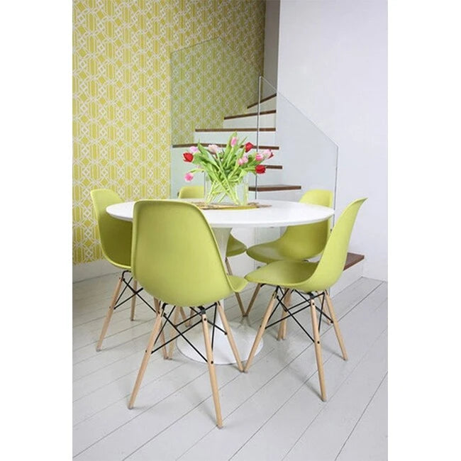 Set di 2 sedie Eiffel di design in plastica con gambe in legno massello, stile retrò, sedia da pranzo con guscio sagomato, sedia da hotel con tassello per cucina, camera da letto, lavoro